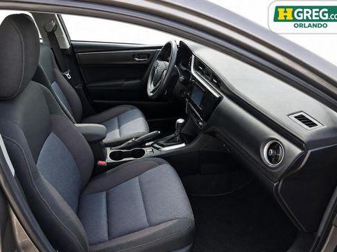 Used 2019 Toyota Corolla LE FWD image 15