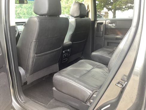 Used 2018 Ford Flex Limited w/ Equipment Group 303A AWD/4WD image 24