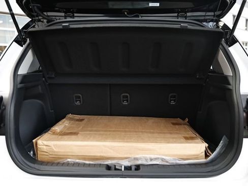 New 2026 Hyundai Venue SEL image 5