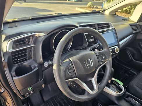 Used 2020 Honda Fit EX image 18