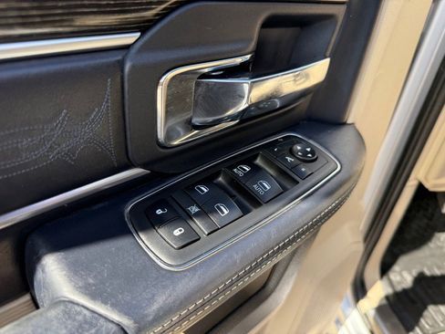 Used 2018 RAM 2500 Limited AWD/4WD image 21