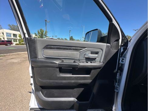 Used 2019 RAM 2500 Big Horn AWD/4WD image 14