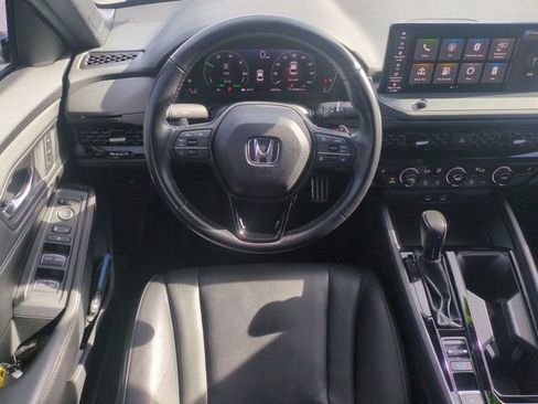 Used 2024 Honda Accord Sport image 14