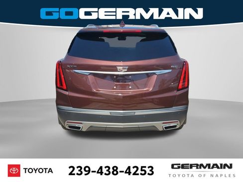Used 2022 Cadillac XT5 Premium Luxury w/ Technology Package FWD image 11