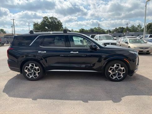 Used 2022 Hyundai Palisade Calligraphy w/ Winter Package FWD image 5