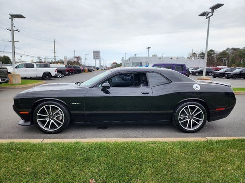 Certified 2021 Dodge Challenger R/T w/ Plus Package image 16