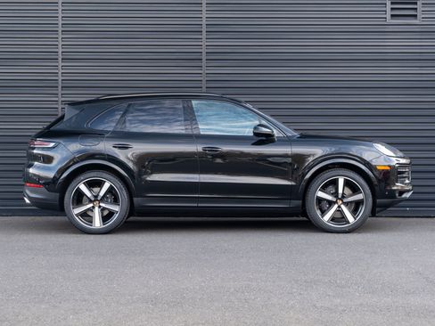 New 2026 Porsche Cayenne image 9
