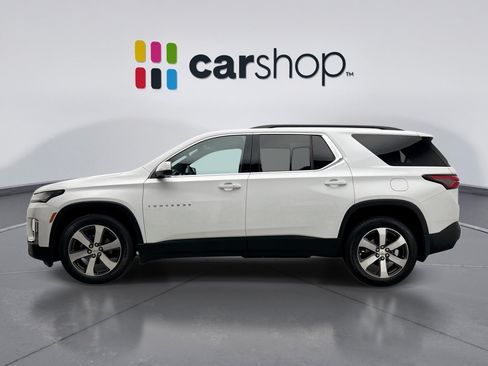 Used 2023 Chevrolet Traverse LT w/ LT Premium Package AWD/4WD image 2