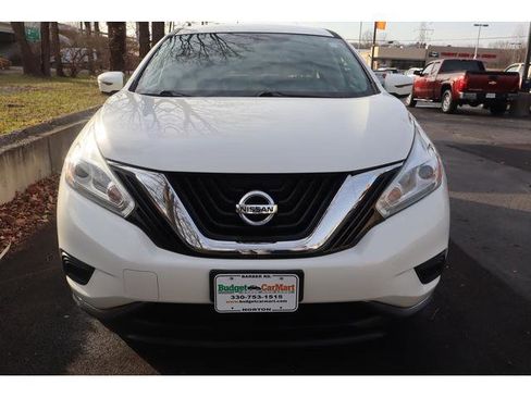 Used 2017 Nissan Murano S w/ Navigation Package image 3