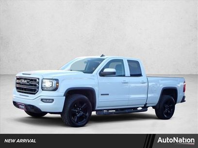 Used 2017 GMC Sierra 1500 SLE w/ SLE Value Package