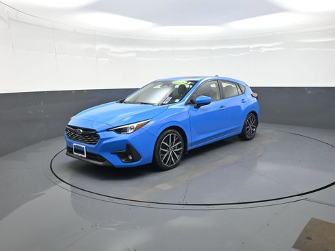 Certified 2025 Subaru Impreza 2.0i Sport image 7