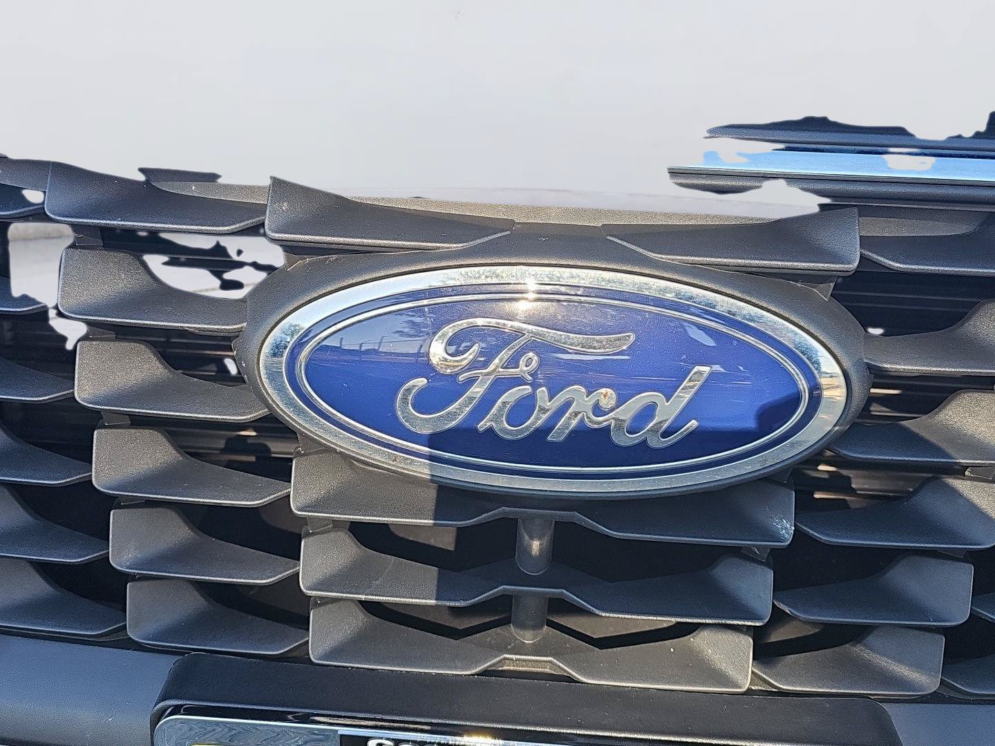 Used 2023 Ford Escape Active w/ Cold Weather Package FWD image 9