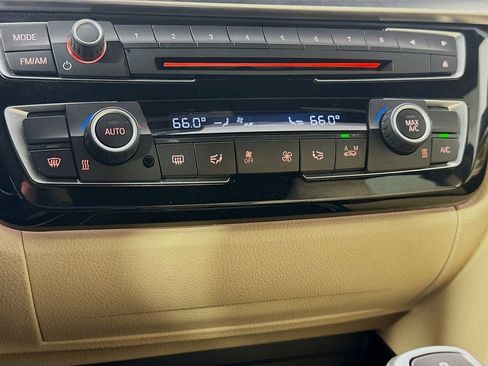 Used 2017 BMW 330i Sedan image 17