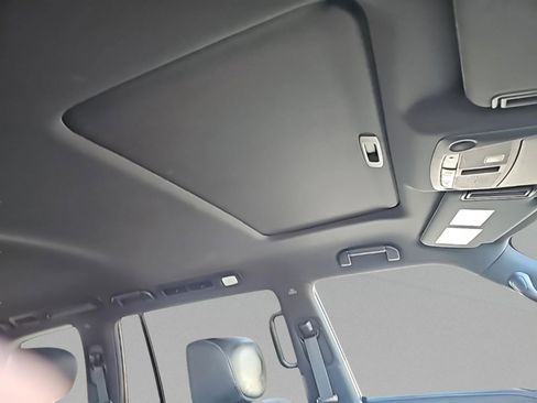 Used 2021 INFINITI QX80 Sensory w/ All-Season Package image 39