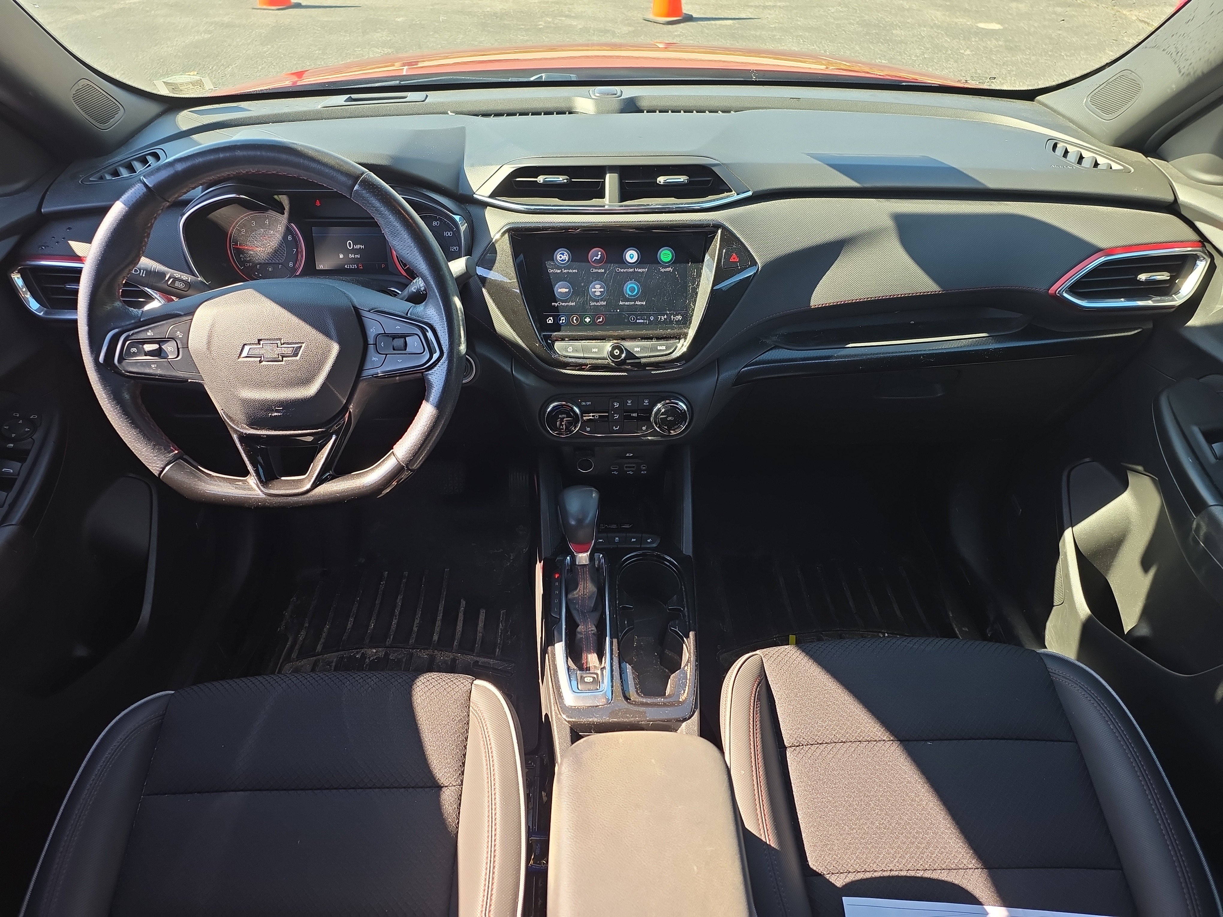 Used 2021 Chevrolet TrailBlazer RS w/ Technology Package FWD image 11