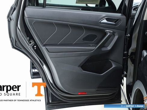 Used 2024 Volkswagen Tiguan SE image 54