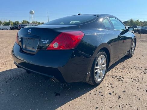 Used 2008 Nissan Altima 3.5 SE w/ Premium Pkg FWD image 6