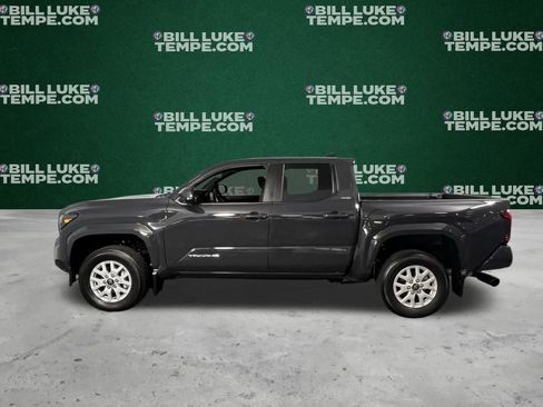 Used 2025 Toyota Tacoma SR5 image 7