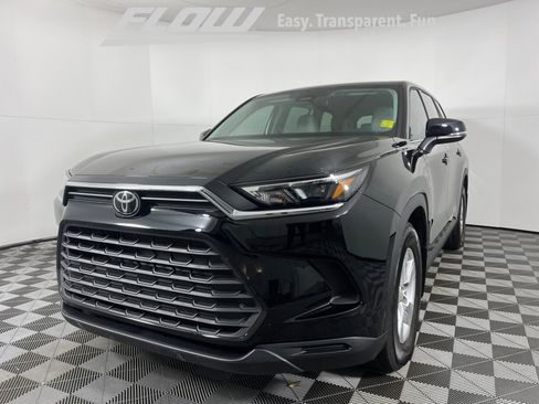 Used 2025 Toyota Grand Highlander FWD image 30