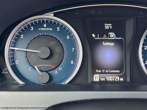 Used 2016 Toyota Camry LE image 20