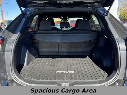 Used 2025 Toyota RAV4 SE image 13
