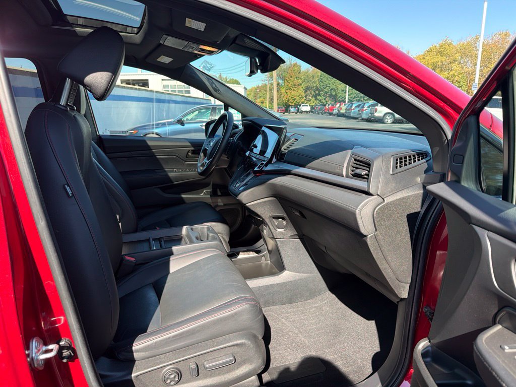 Used 2023 Honda Odyssey Sport image 26