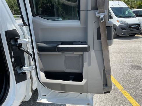 Used 2018 Ford F250 XL w/ Power Equipment Group AWD/4WD image 20
