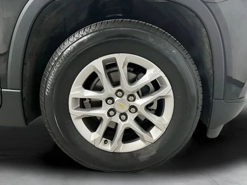 Used 2019 Chevrolet Traverse LS w/ LPO, Blackout Package FWD image 29