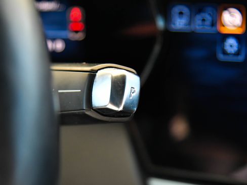 Used 2025 Chevrolet Equinox EV LT w/ Convenience Package FWD image 37
