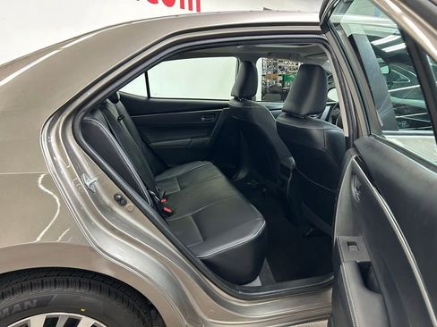 Used 2018 Toyota Corolla XLE w/ Carpet Mat Package (TMS) FWD image 14