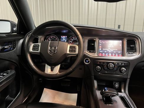 Used 2014 Dodge Charger SXT Plus image 32