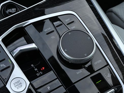 New 2026 BMW X7 xDrive40i image 19