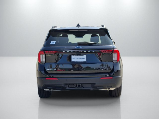 New 2026 Ford Explorer Active RWD image 5