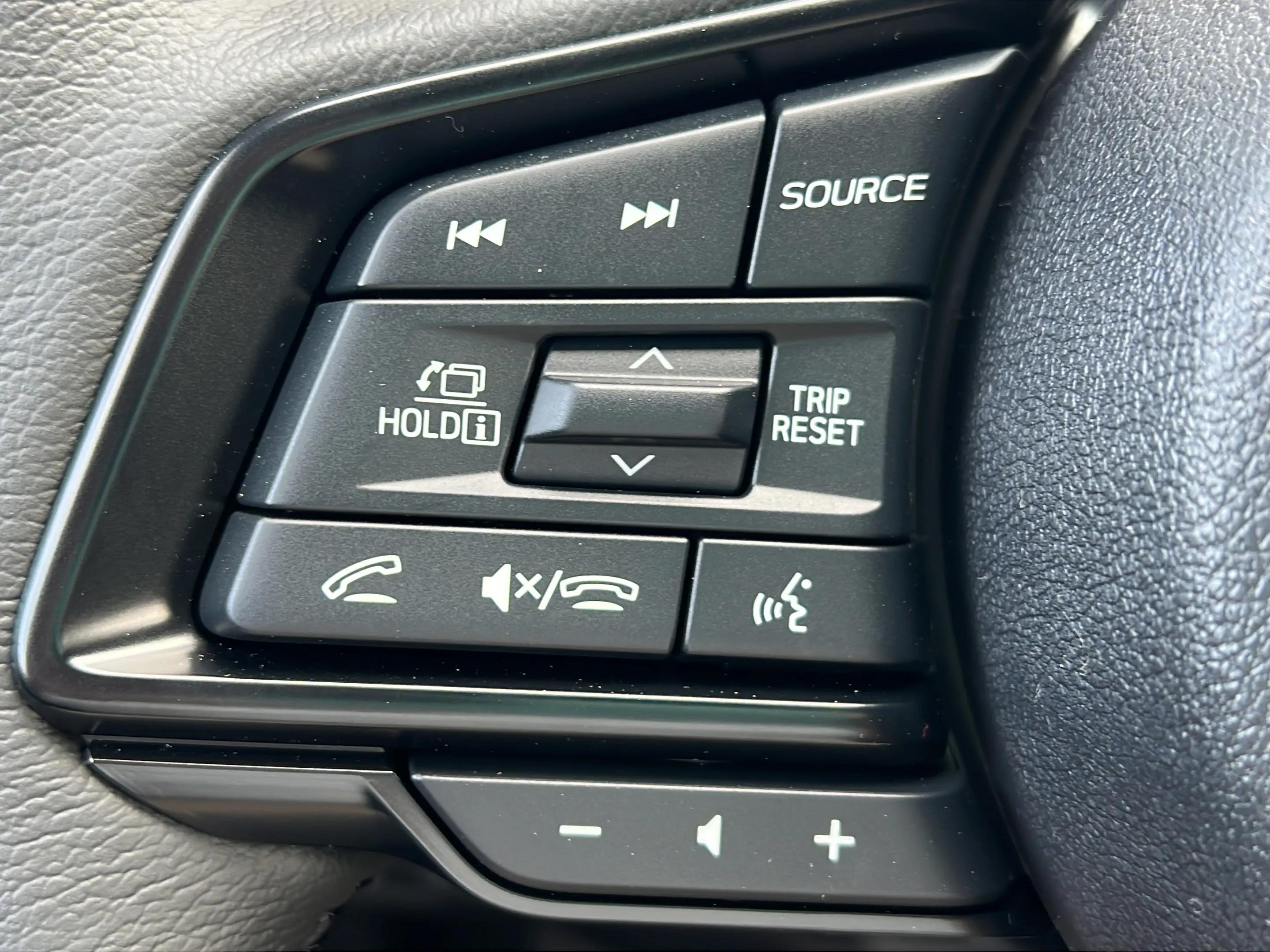 New 2026 Subaru Outback Limited AWD/4WD image 15