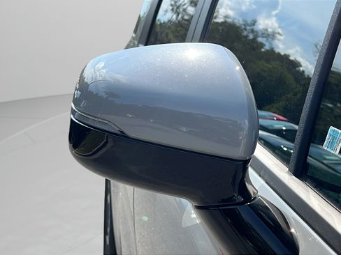 New 2026 Kia Carnival EX FWD image 11