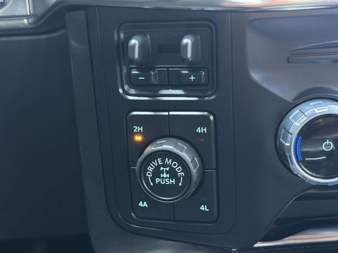 Used 2023 Ford F150 Lariat w/ Equipment Group 502A High AWD/4WD image 33