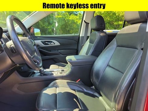 Used 2021 Chevrolet Traverse RS w/ LPO, Floor Liner Package AWD/4WD image 23