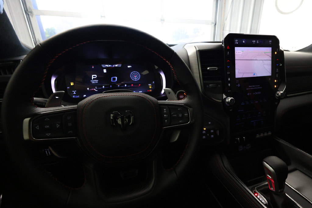 Used 2027 RAM 1500 4x4 Crew Cab image 17