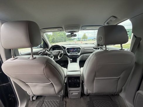 Used 2017 GMC Acadia SLT image 24