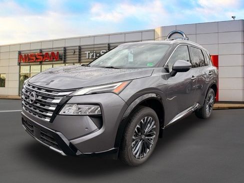 New 2026 Nissan Rogue Platinum w/ Tech Package image 2