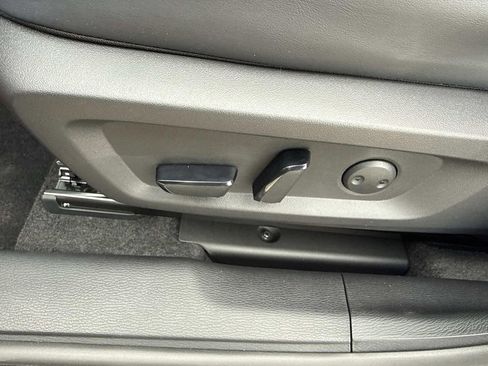 New 2026 Mitsubishi Outlander SE FWD image 25