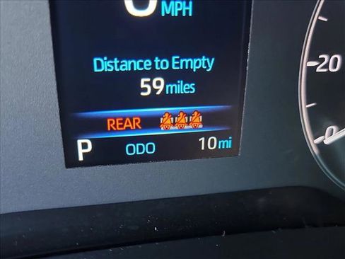 Used 2025 Toyota Corolla LE image 19