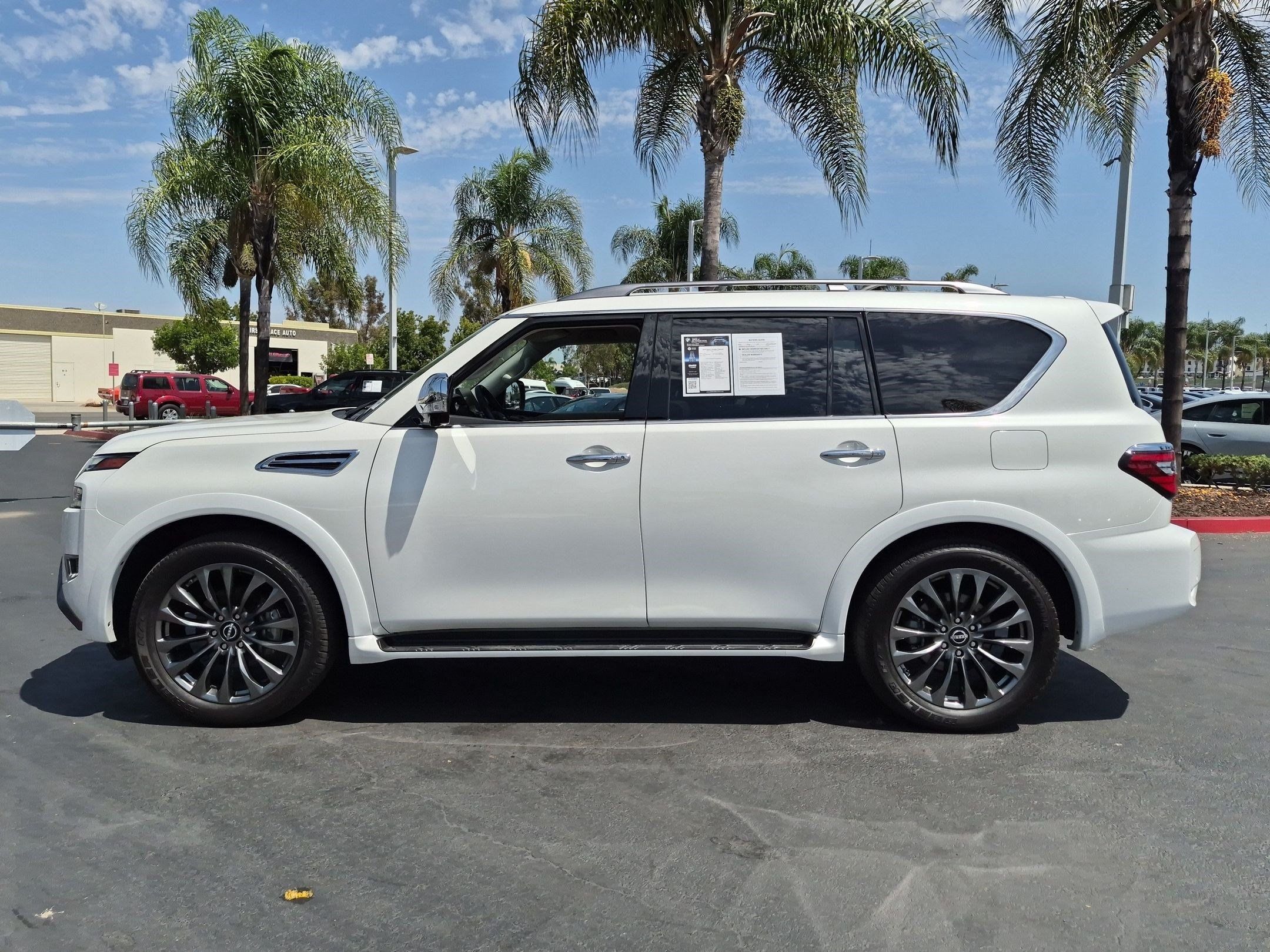 Used 2024 Nissan Armada Platinum w/ Captain's Chairs Package RWD image 7