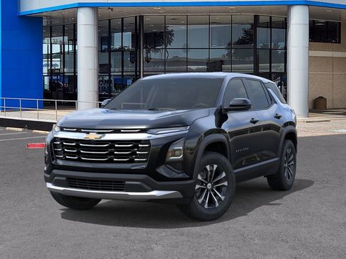 New 2026 Chevrolet Equinox LT w/ Convenience Package II image 6