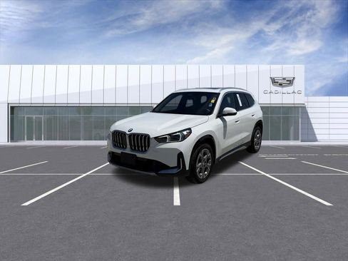 Used 2025 BMW X1 xDrive28i AWD/4WD image 6