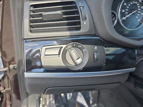 Used 2016 BMW X3 xDrive28i AWD/4WD image 25