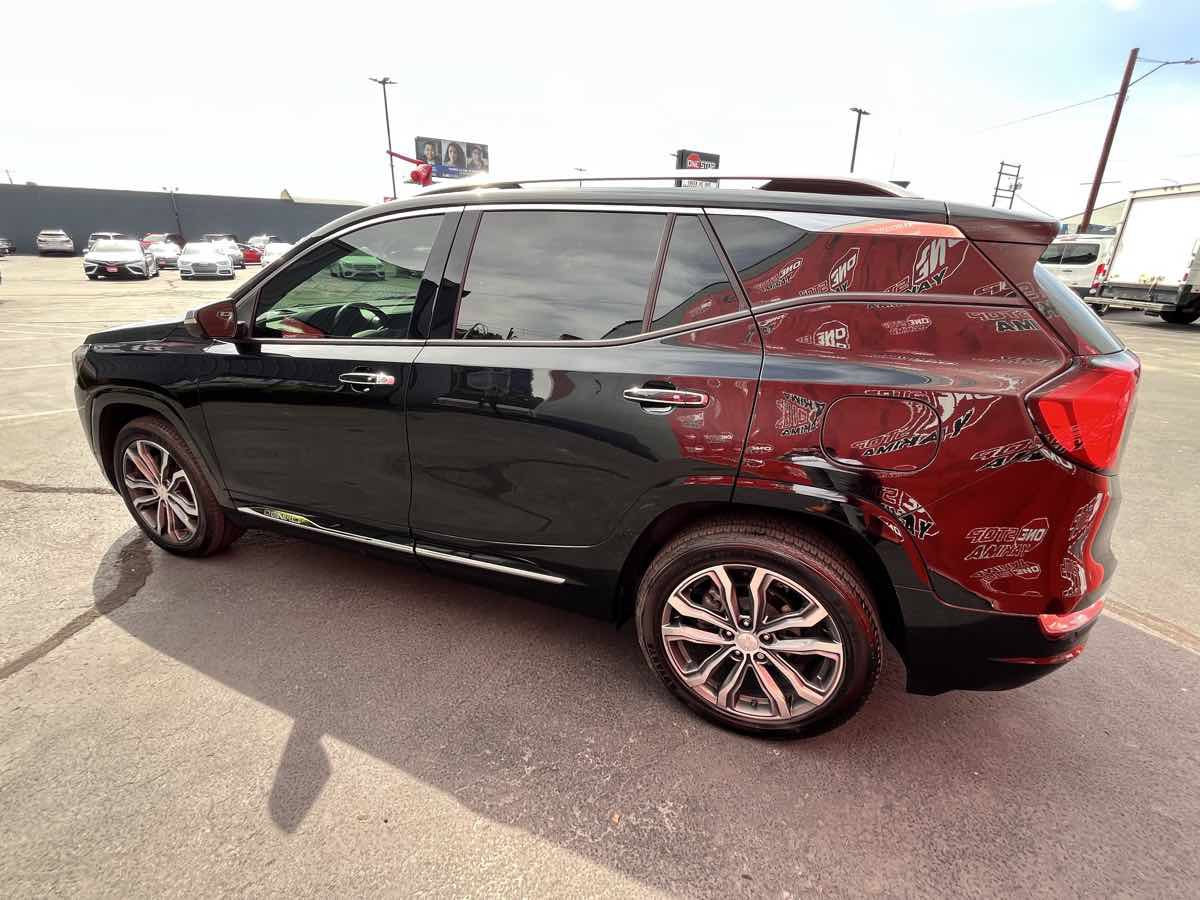 Used 2020 GMC Terrain Denali w/ GMC Pro Grade Package AWD/4WD image 7