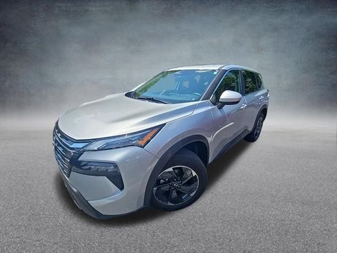 Used 2025 Nissan Rogue SV AWD/4WD image 4