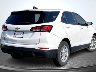 Used 2024 Chevrolet Equinox LS w/ LS Convenience Package