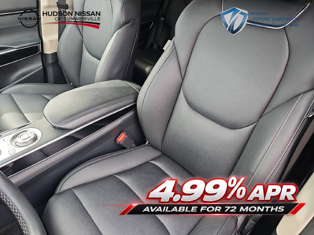 Used 2025 Genesis GV70 2.5T AWD/4WD image 16